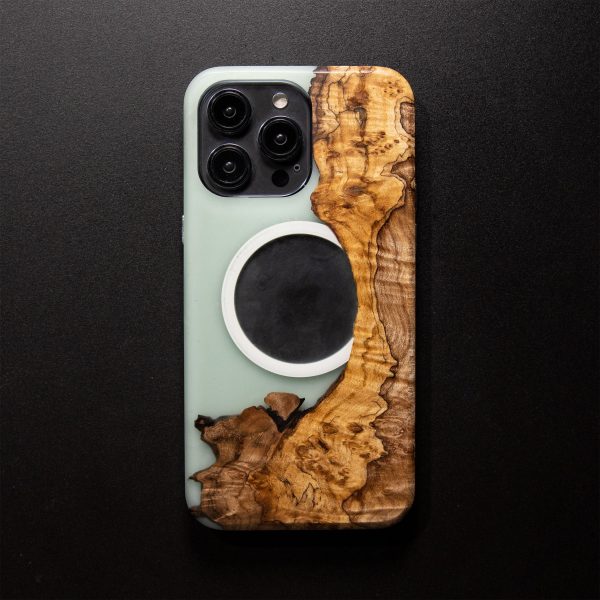 Carved Reserve Live Edge Case - iPhone 14 Pro Max (Mila, 136) Supply