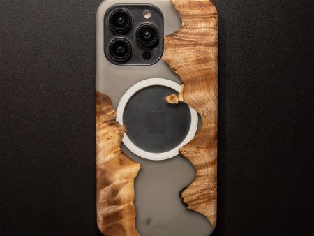 Carved Reserve Live Edge Case - iPhone 14 Pro Max (Zoe, 203) Online